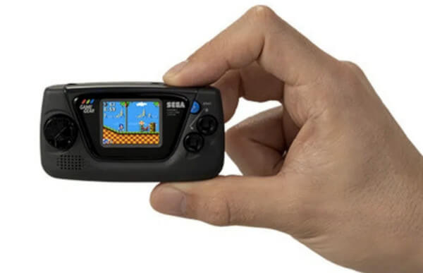 The Game Gear Micro line-up features four devices, in four colours, each with a small subset of games on them